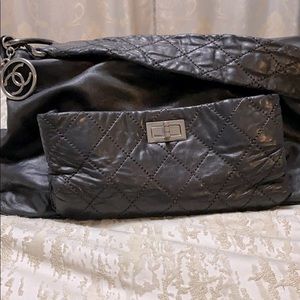 CHANEL leather bag (vintage)